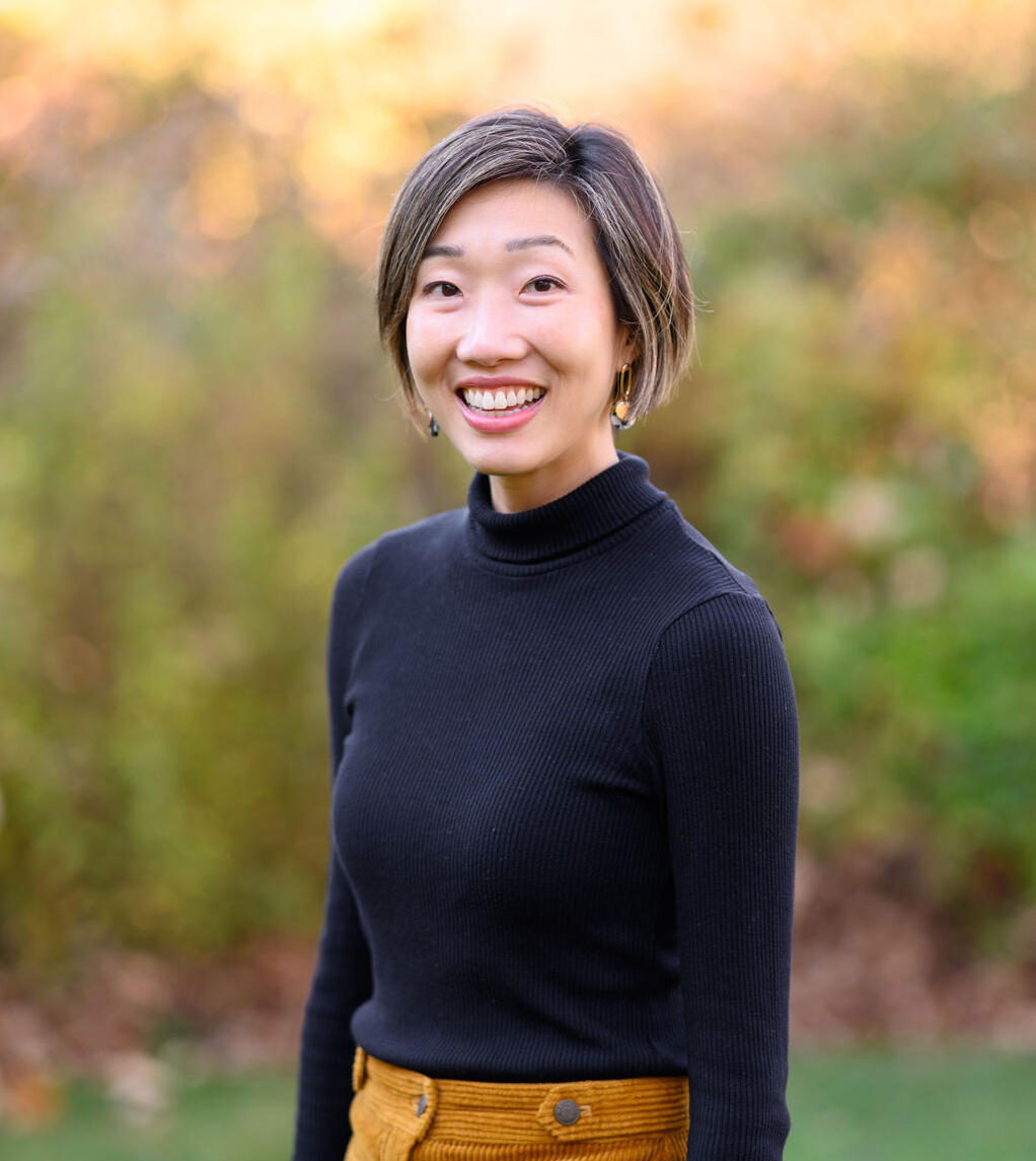 Professional photo of Yesel Yoon in nature background